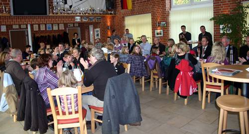 Volles Haus beim Jahresrückblick im Sportheim Holtwick. Volles Haus beim Jahresrückblick im Sportheim Holtwick.