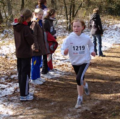 Anna Uhlig im Sprint zum Ziel.