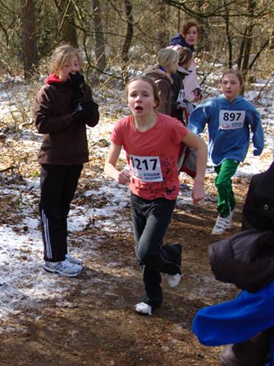 Maike Schulenkorf belegt Platz 18 bei den Schülerinnen W10.