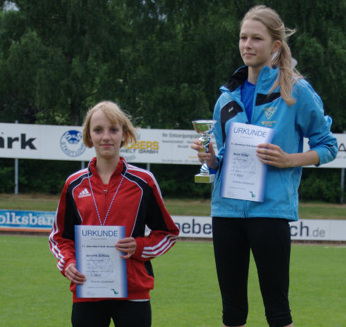 Platz zwei für Kerstin Schulze Kalthoff. Den Rosendahler Rekord ihrer Altersklasse über 2.000m hat sie schon geknackt. Jetzt muss sie noch Martina Holtermanns Gesamtrekord über 2.000m knacken.