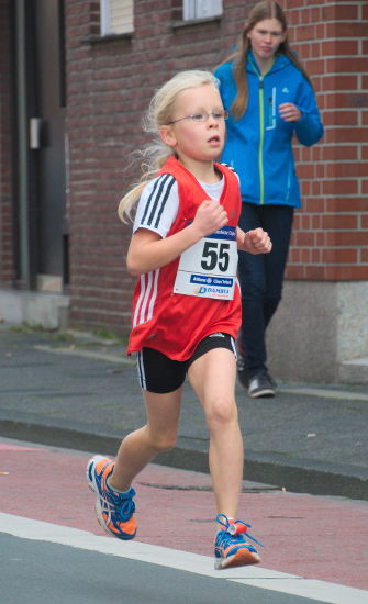 Wieder flott unterwegs war Antonia Reuver über die 1.000m.