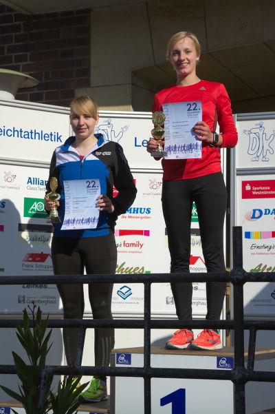 Platz Eins in der weiblichen Jugend U18 für Kerstin Schulze Kalthoff und neue Bestzeit von 19:03 min. Platz Eins in der weiblichen Jugend U18 für Kerstin Schulze Kalthoff und neue Bestzeit von 19:03 min.