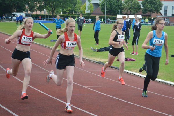 Der Staffelwechsel von Carla Weiser auf Fenja Telger klappte diesmal super.