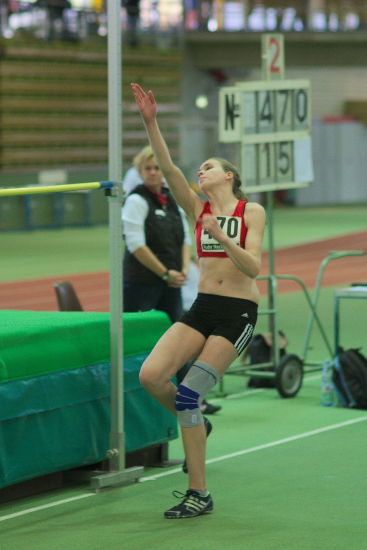 Immer noch knapp an der Norm vorbei sprang Maike Schulenkorf mit übersprungenen 1,45m auf Platz vier in der W15. 