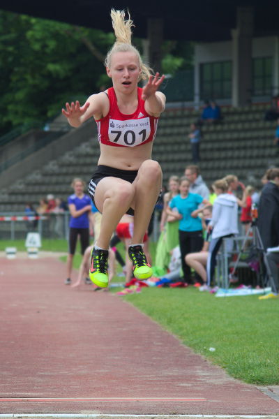 Bei Larissa war im Weitsprung ein wenig die Luft raus. Mit 4,37m wurde sie Fünfte.
