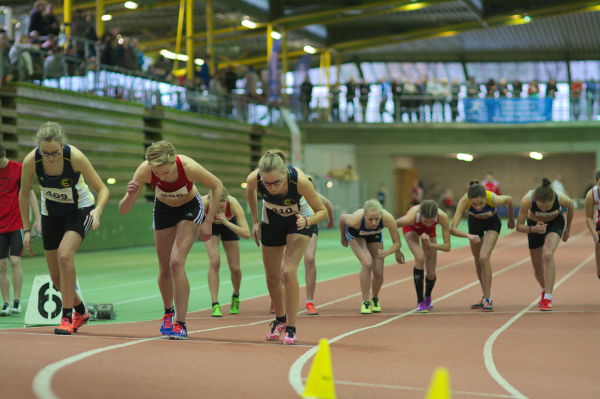 Die Zwillingsschwestern Nele und Lea Weike starten mit Kerstin im oberen Block. Im vergangenen Jahr kämpfte Kerstin in der weiblichen U18 immer wieder gegen die Beiden. Sie wurden Erste und Zweite in der weiblichen U18. Die Zwillingsschwestern Nele und Lea Weike starten mit Kerstin im oberen Block. Im vergangenen Jahr kämpfte Kerstin in der weiblichen U18 immer wieder gegen die Beiden. Sie wurden Erste und Zweite in der weiblichen U18.