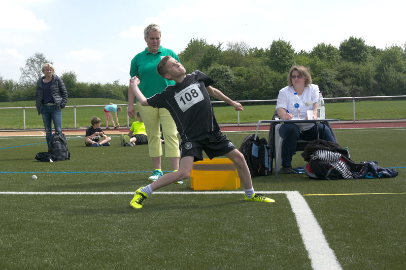 Erik Bäumer verbesserte seine persönliche Bestleistung im Schlagballwurf um 4,5 m und gewann den Wettkampf der M11 mit 48m.