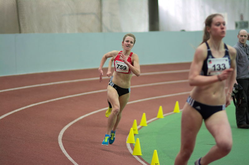 Am Ende ist es dann ein gutes Training für den Vorlauf auf den Deutschen. 300m Schlussspurt mit 1.200m Anlauf. Kerstin spürt ihre Gegnerin 50m vor dem Ziel bereits im Nacken.