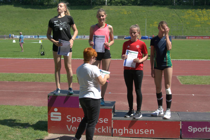 In der Endabrechnung kam Annika damit auf Platz zwei hinter Marie-Sophie Macke von der Eintracht Gevelsberg.