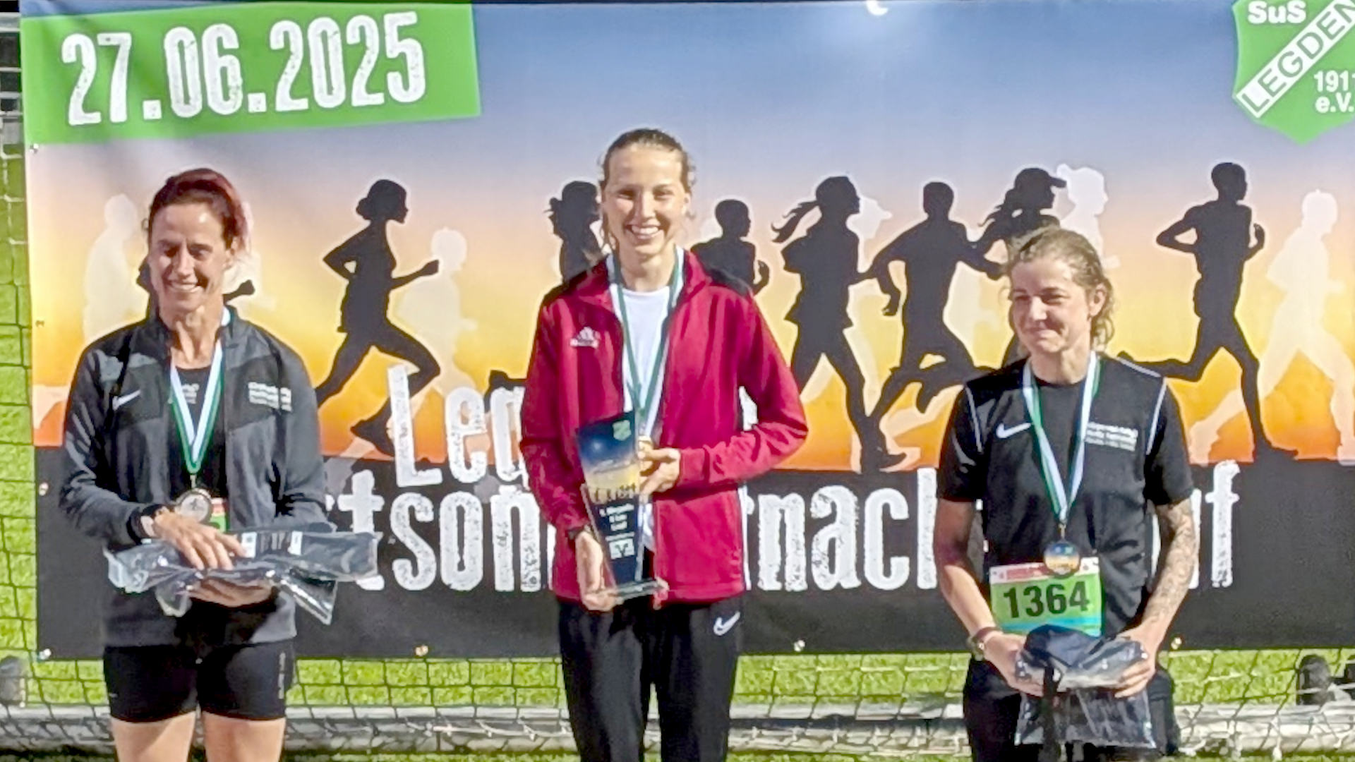 Siegerehrung der Frauen über 5 km