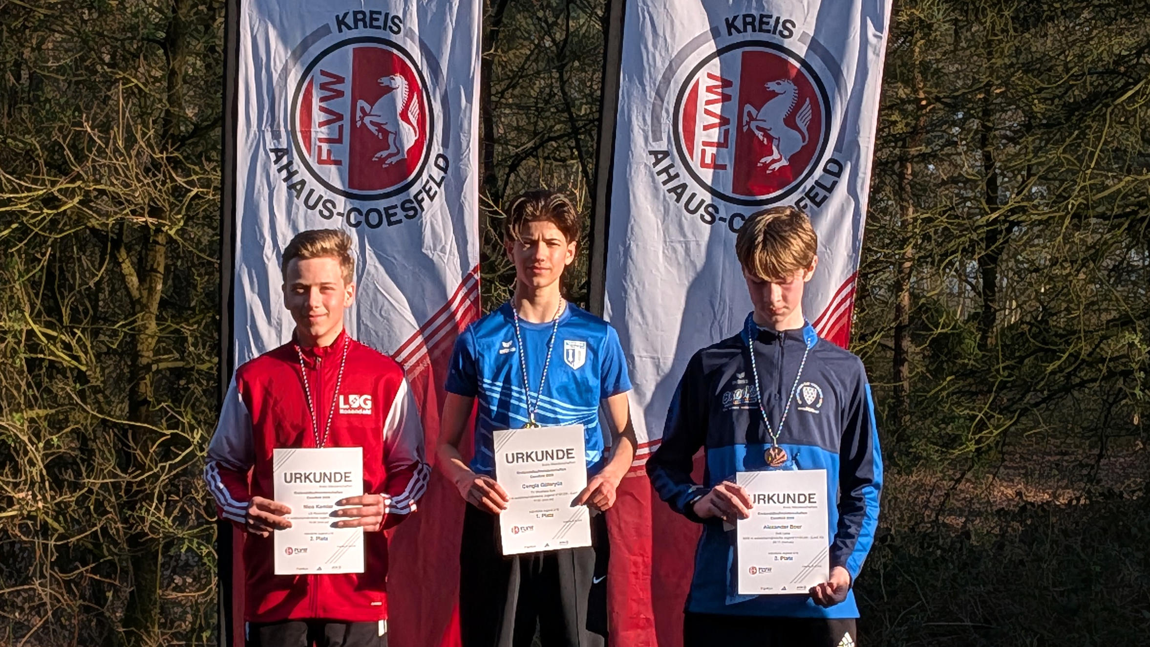 Im abschließenden Rennen über 3.200m belegte Nico Kemler einen guten zweiten Rang in der männlichen Jugend U18.