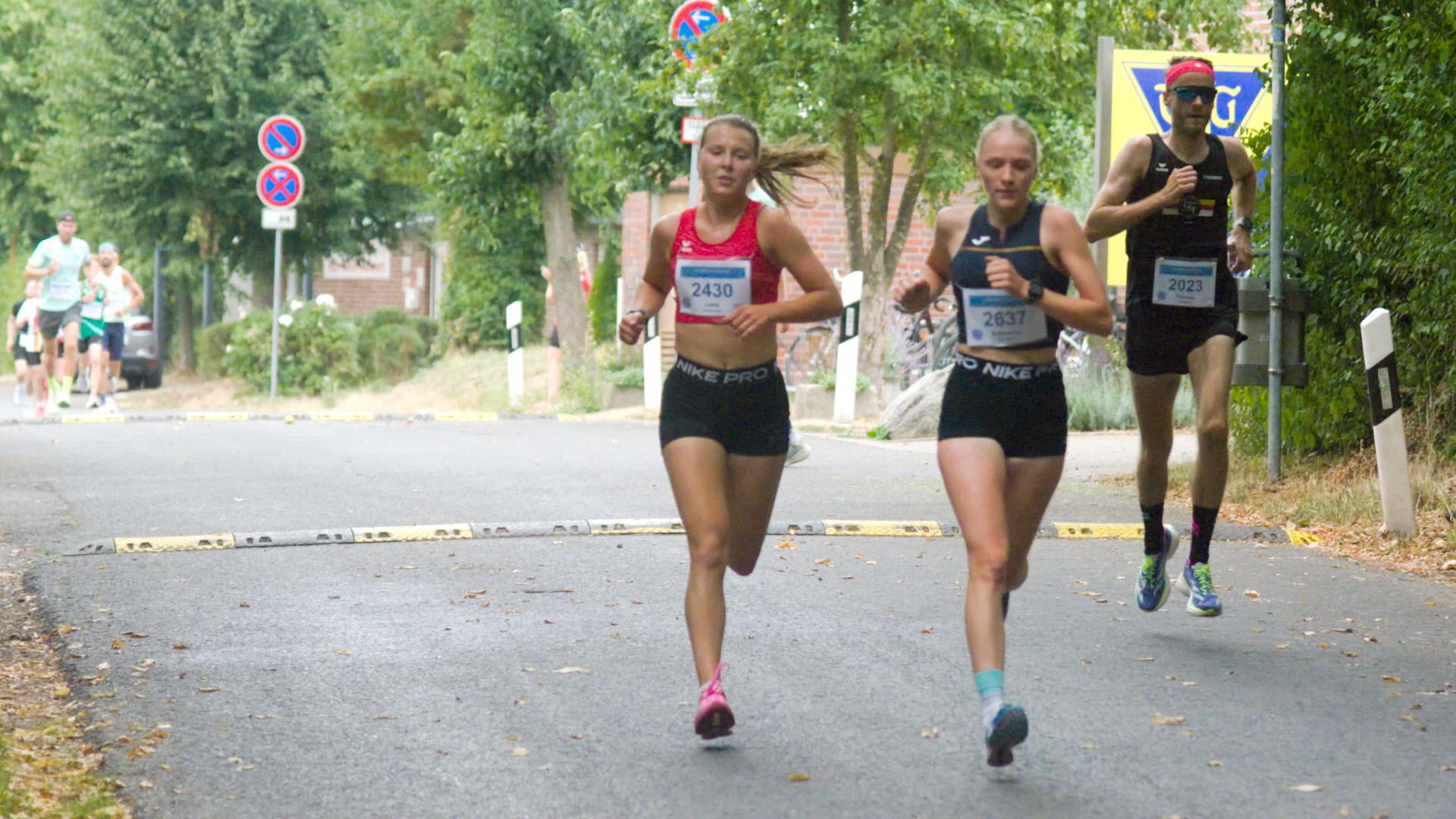 Nach der ersten Runde liefen Lena Kerkhoff und Katharina Pelz noch nebeneinander